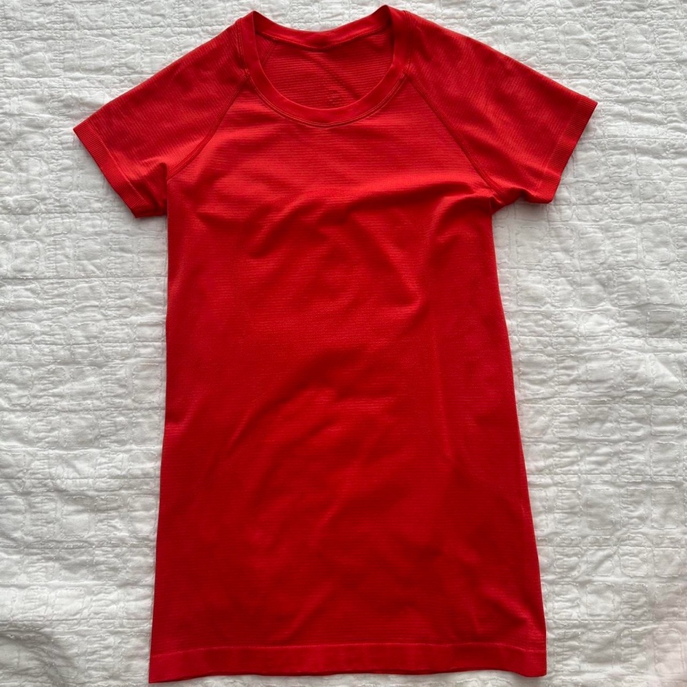 Lululemon cherry red swiftly tech short sleeve